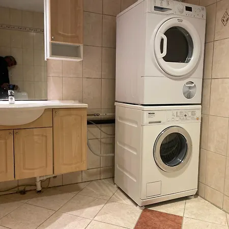 Unique For Unforgettable Adventure, Perfect For The Whole Family,4 Bedroom And 2 Bath Villa Tromsø