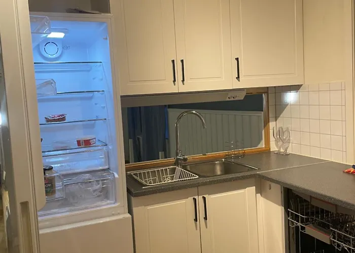 Unique For Unforgettable Adventure, Perfect For The Whole Family,4 Bedroom And 2 Bath * Tromsø