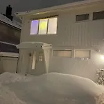 Unique For Unforgettable Adventure, Perfect For The Whole Family,4 Bedroom And 2 Bath Villa Tromsø